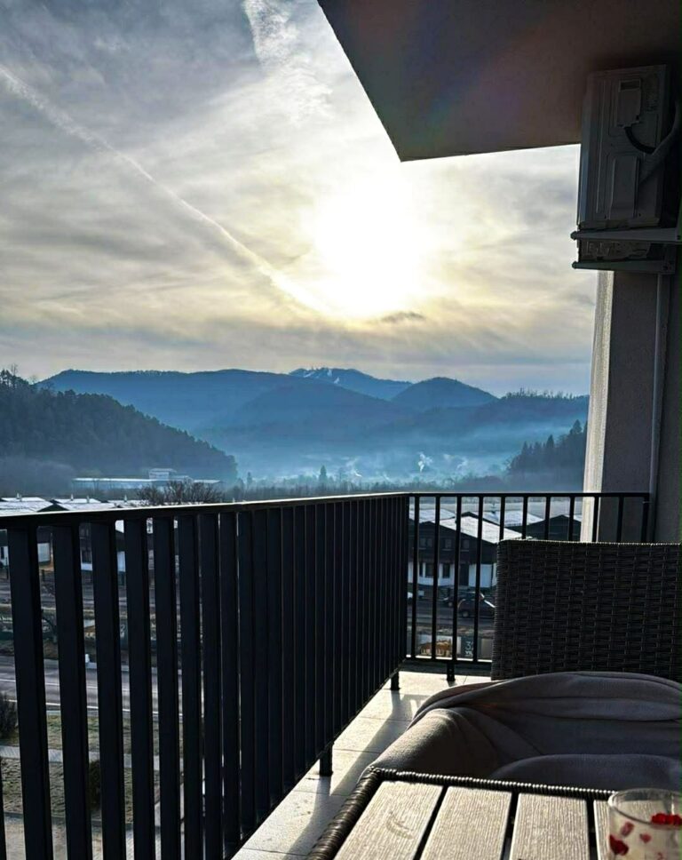 balcony view